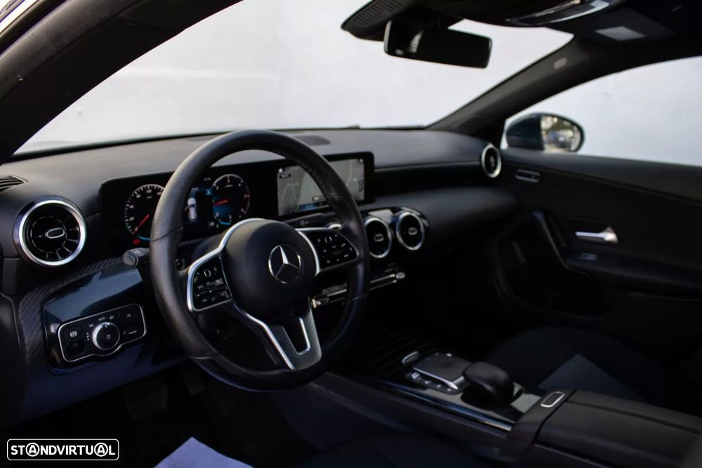 Mercedes-Benz CLA 180 d 8G-DCT Edition Progressive Line — fotografia 31