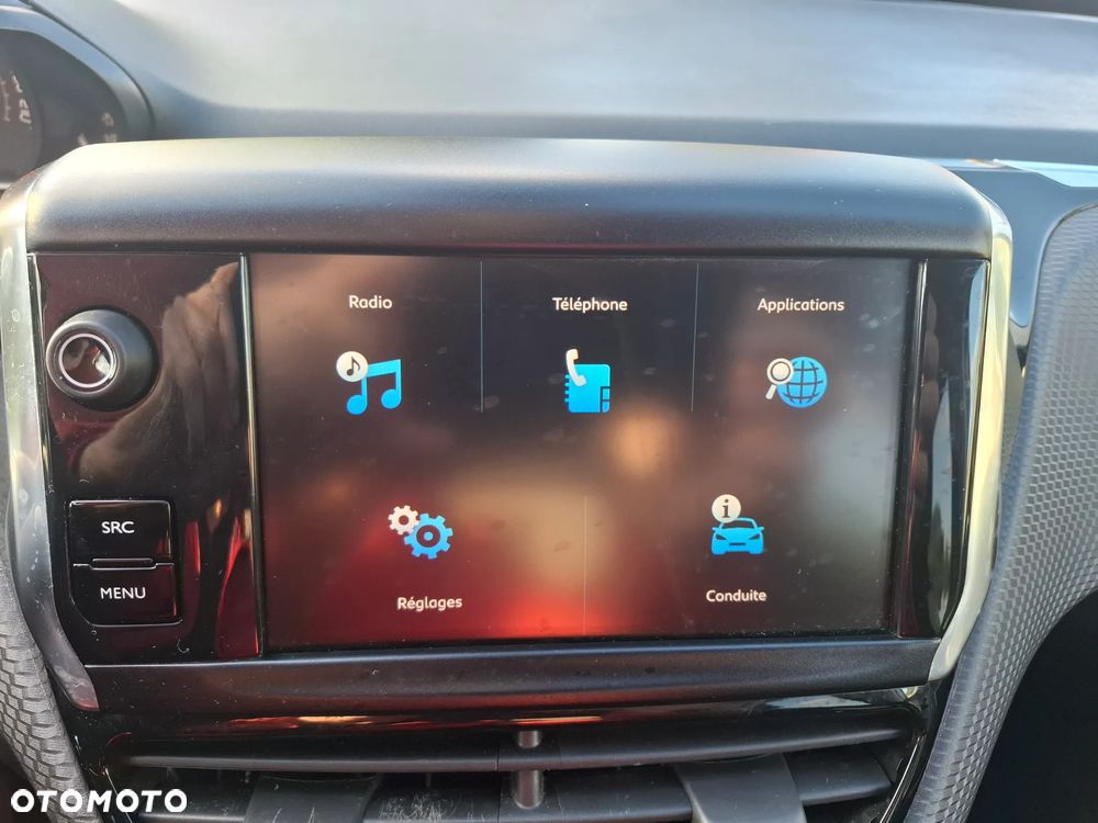 Peugeot 208 82 VTI Style - 17