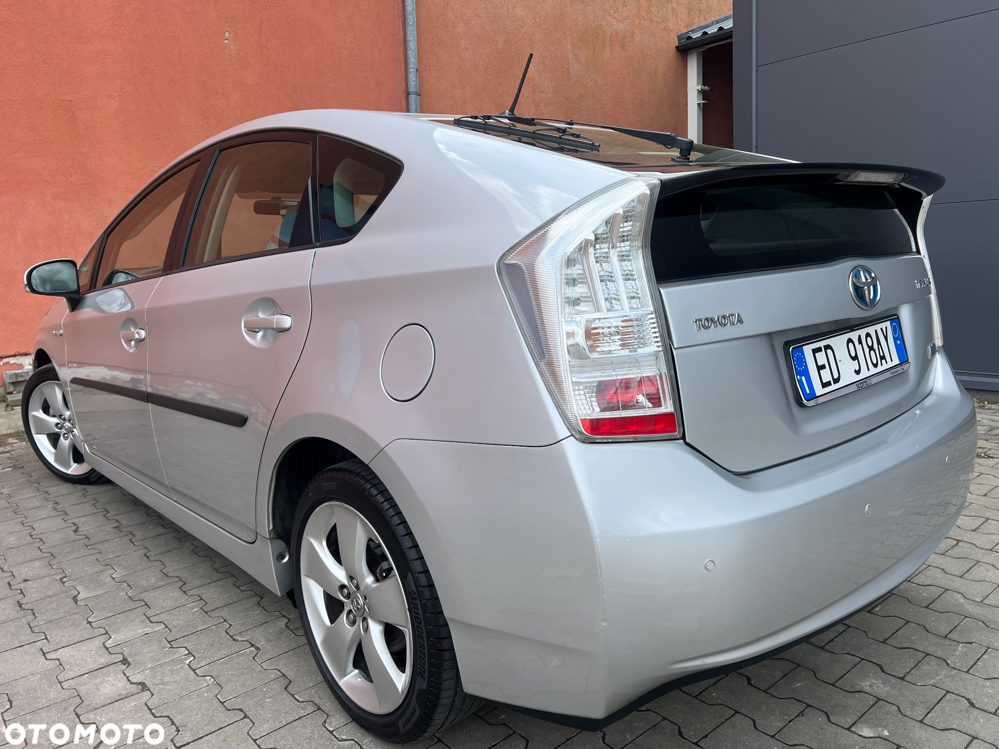 Toyota Prius 1.8 HSD Premium - 3