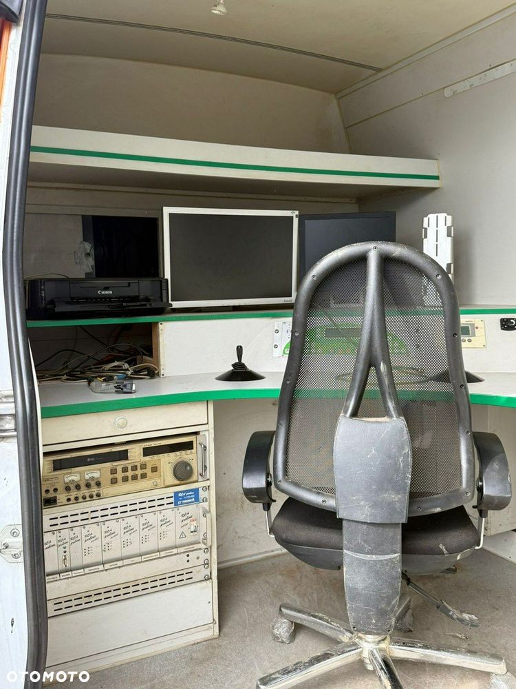 Mercedes-Benz Sprinter - 7