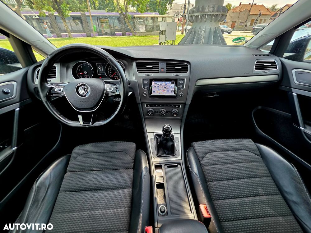 Volkswagen Golf - 7