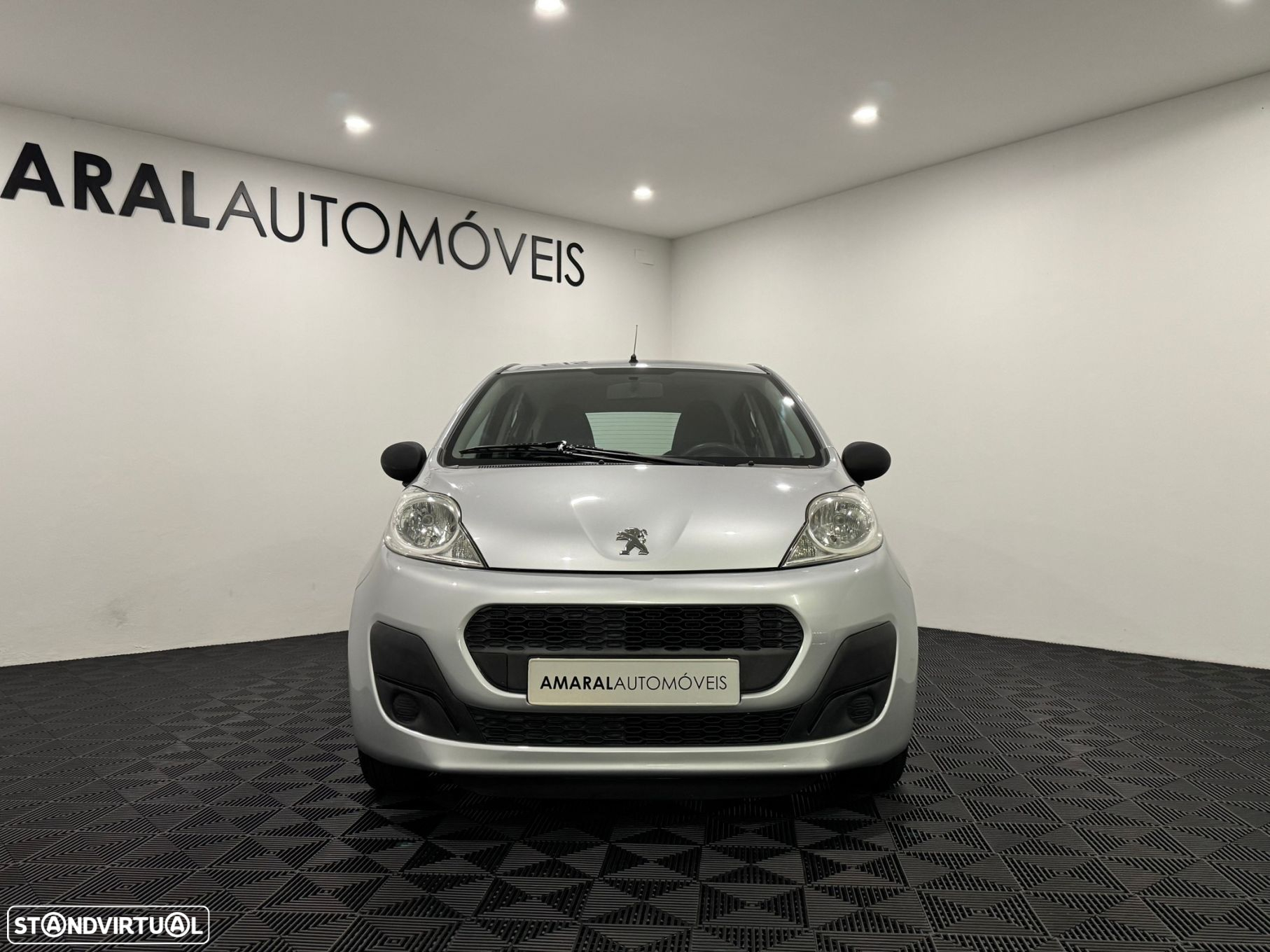 Peugeot 107 1.0 Urban - 3