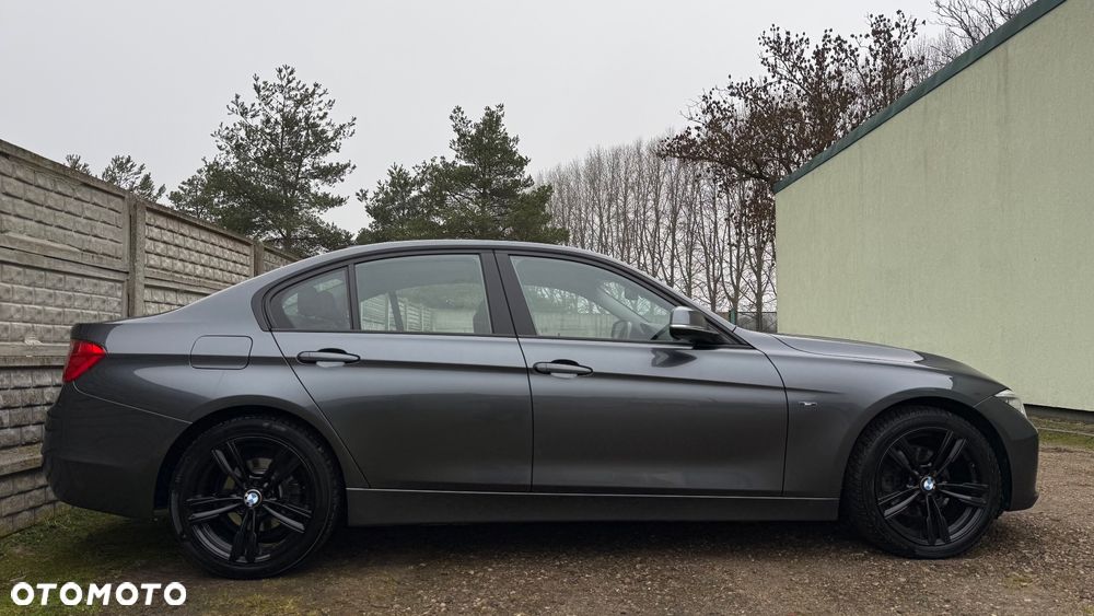 BMW Seria 3 - 34