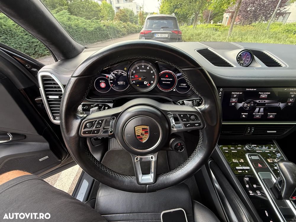 Porsche Cayenne - 9