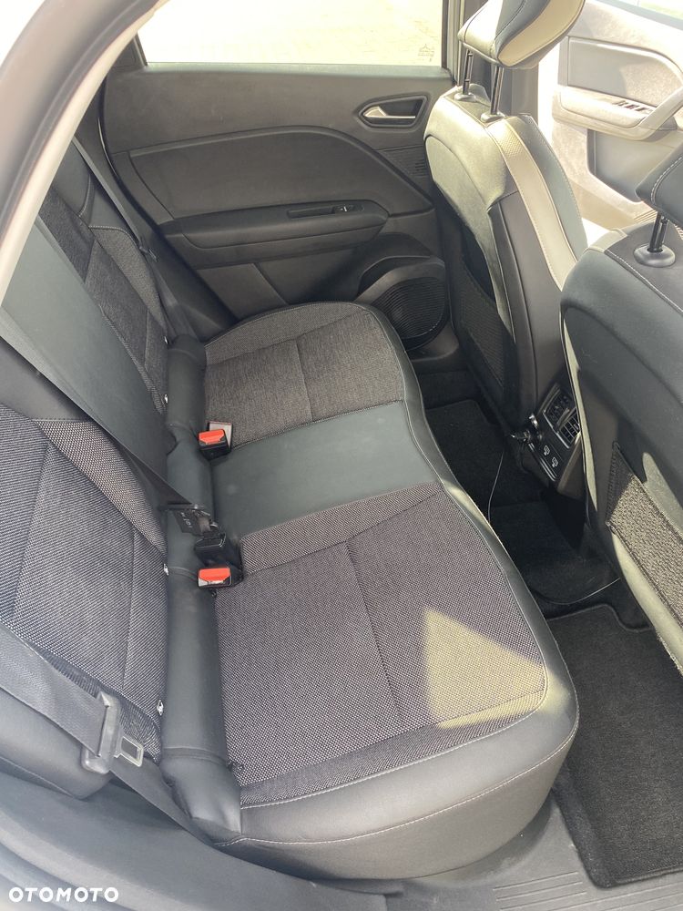 Renault Captur 1.6 E-TECH Plug-In Intens - 15