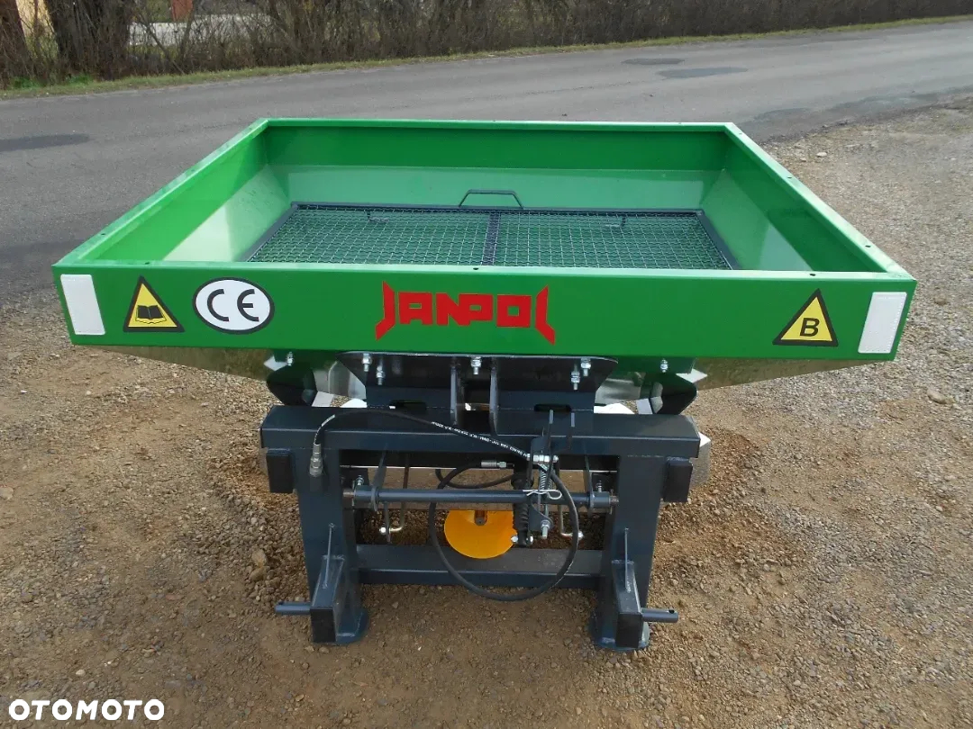 SIEWKA/ Siewnik/ ROZSIEWACZ Nawozów Hydraulika W Standardzie 600L, 800L, 1000L, 1200L (polifoska, siarczan amonu, saletrzak, superfosfat, sól potasowa, siarczan potasu, siarczan magnezu) - 2
