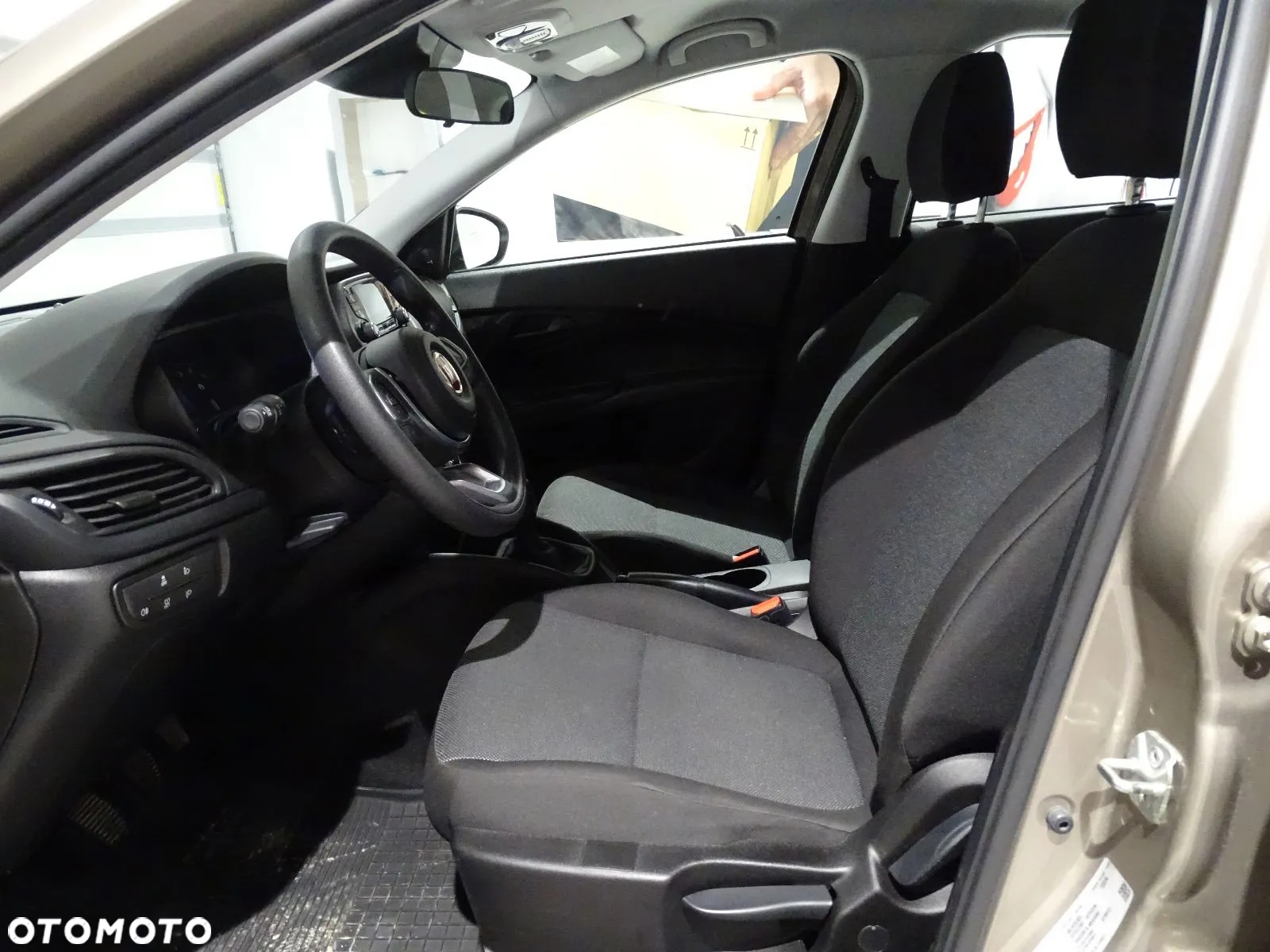 Fiat Tipo 1.0 T3 - 8