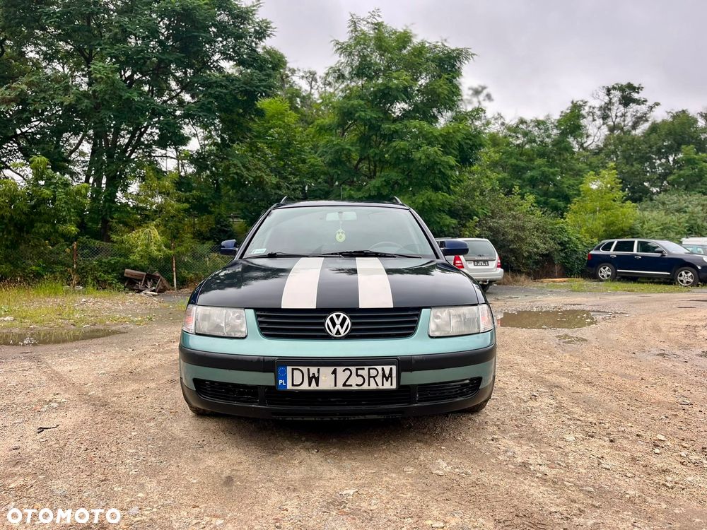 Volkswagen Passat - 2