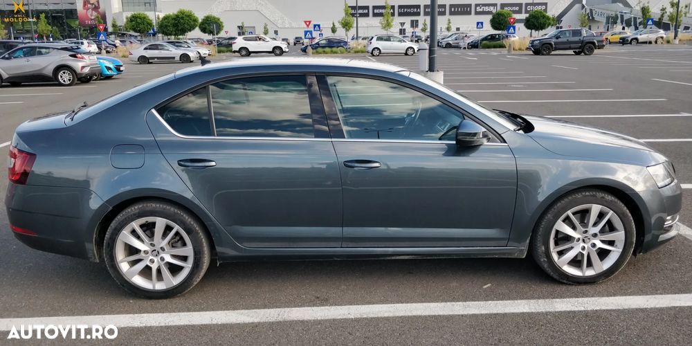 Skoda Octavia 2.0 TDI DSG Style - 4