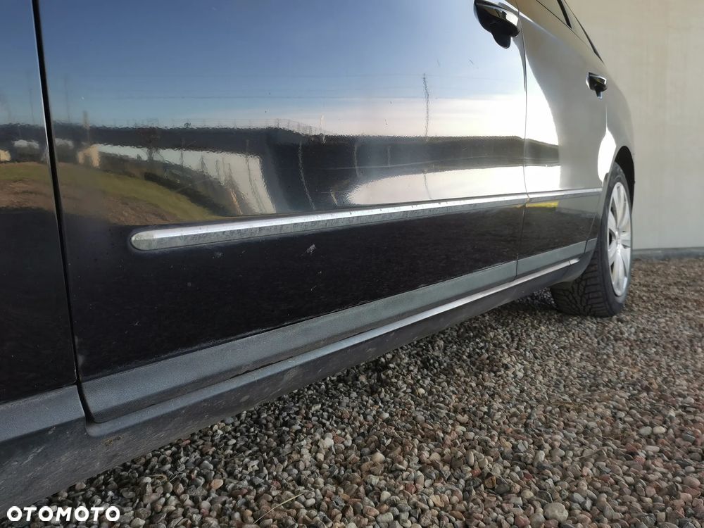 Volkswagen Passat - 19