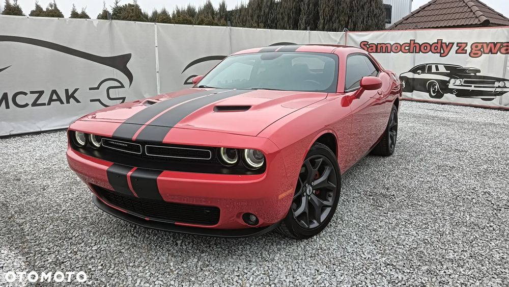 Dodge Challenger Automatik SXT Plus - 1
