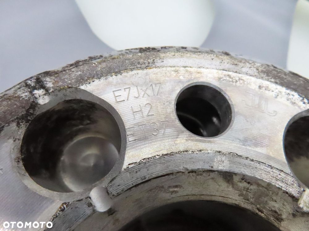 Alufelgi 17'' Audi Q3 Q5 5x112 7J ET37 8R0601025E - 3