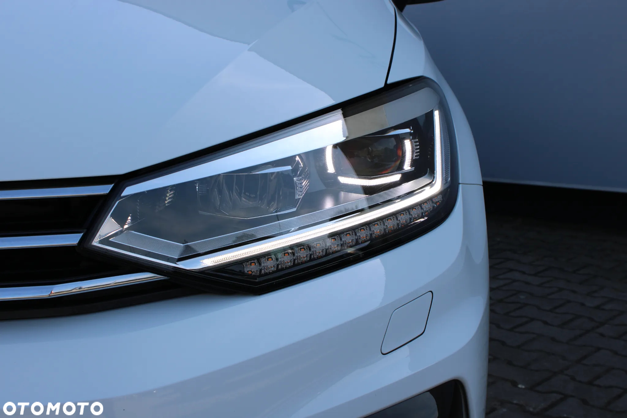 Volkswagen Touran 2.0 TDI BMT Highline DSG - 7