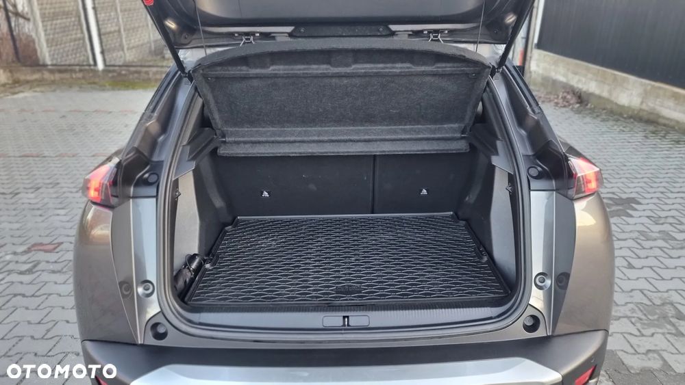 Peugeot 2008 1.5 BlueHDi Allure S&S EAT8 - 19