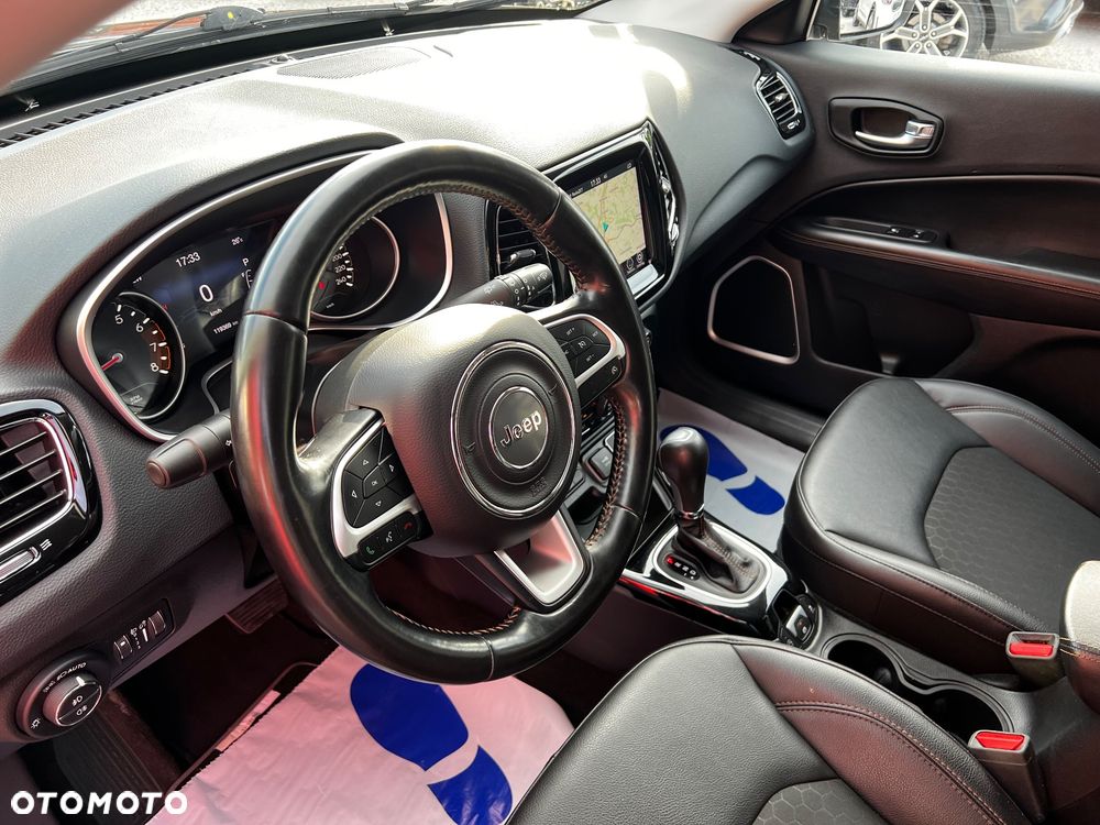 Jeep Compass - 18