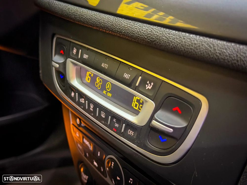 Renault Mégane Coupe 1.5 dCi GT Line SS - 15