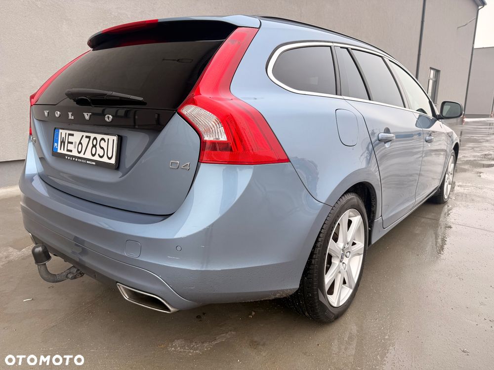 Volvo V60 D4 Drive-E Momentum - 7