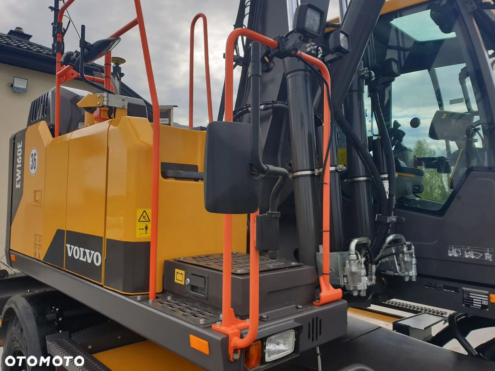 Volvo EW 160E ROTOTILT ZE SZCZYPCAMI SYSTEM GPS 3D LEICA - 10