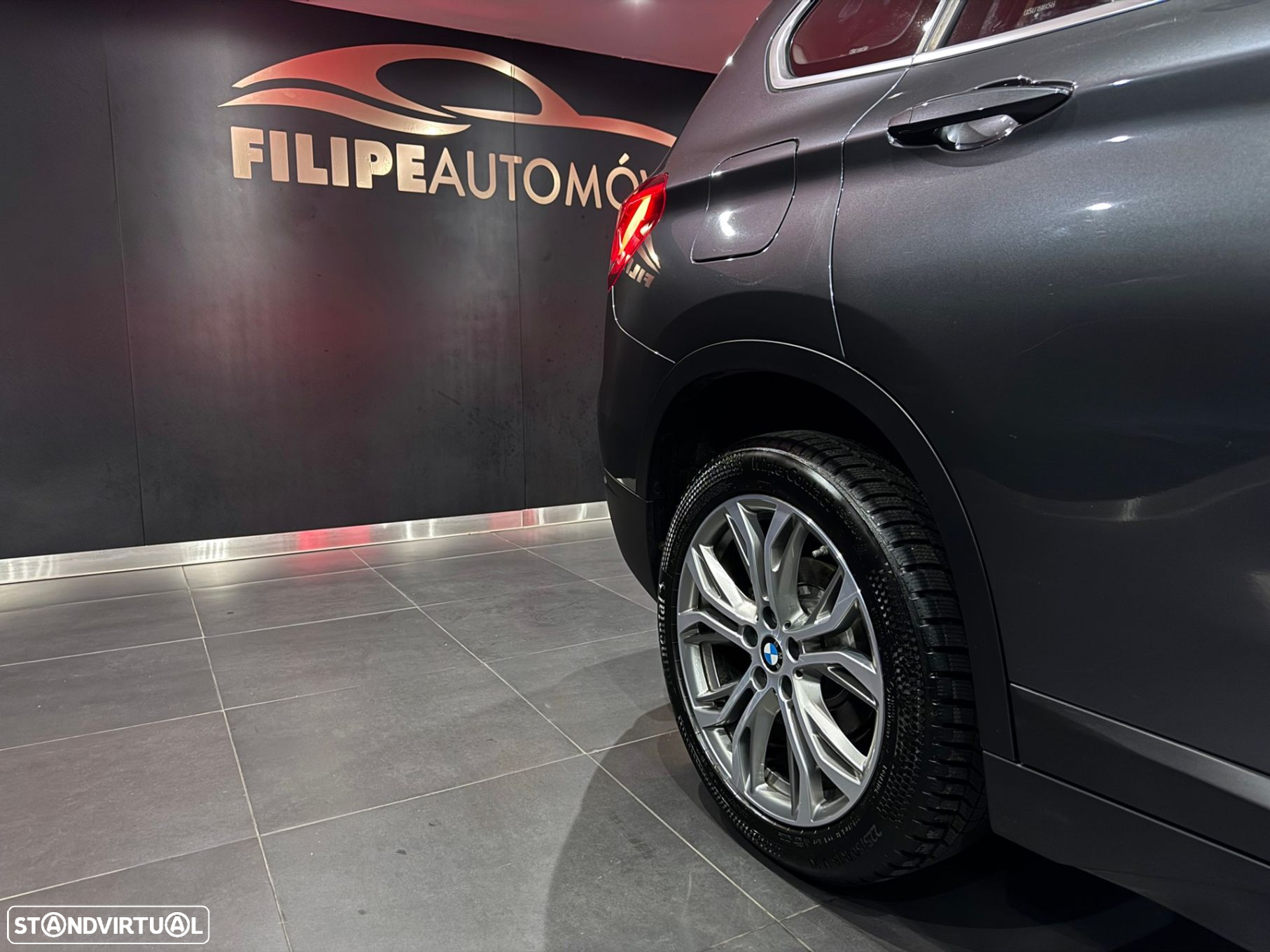 BMW X1 16 d sDrive Pack Essence Auto - 41