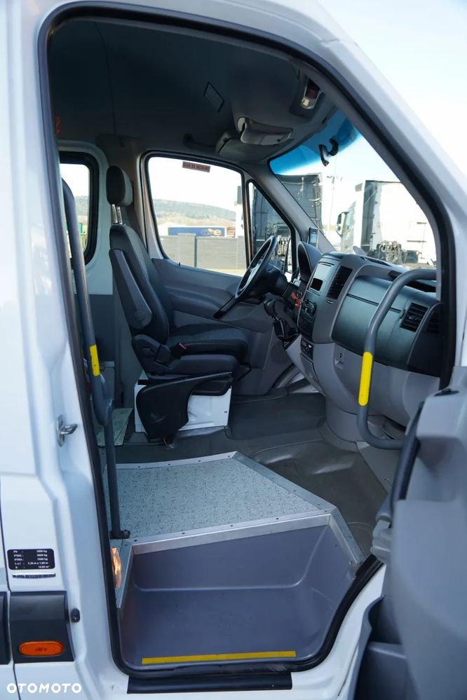 Mercedes-Benz / SPRINTER / SPROWADZONY / - 37