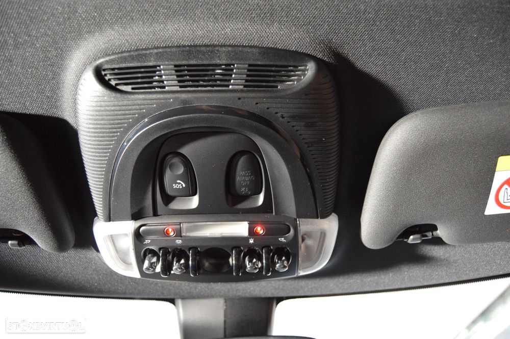 MINI 3 Portas John Cooper Works Auto Desportiva - 53
