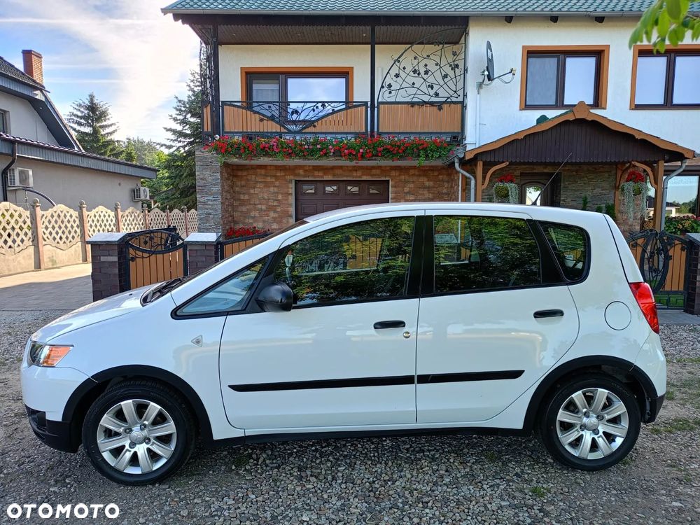 Mitsubishi Colt - 4