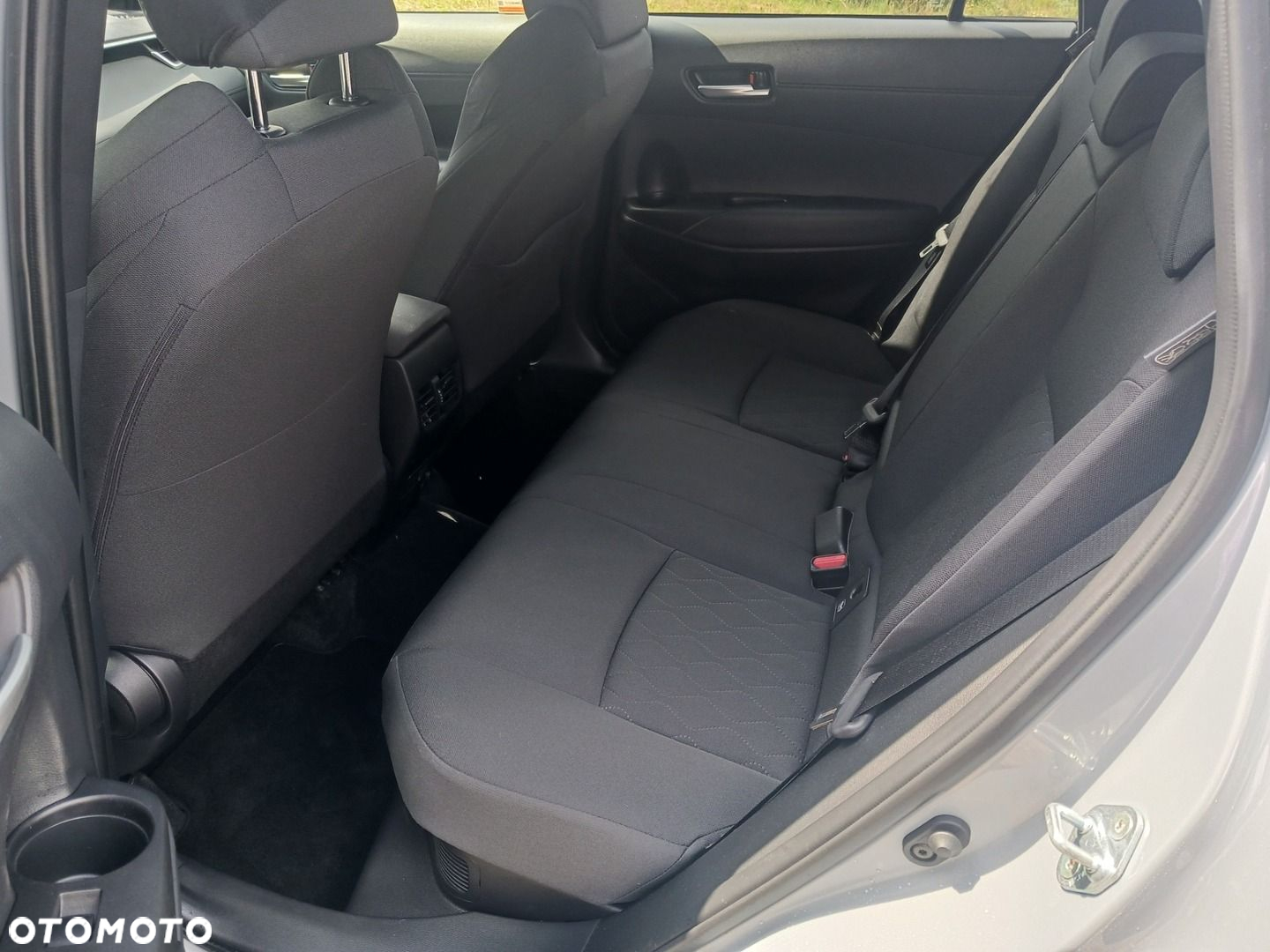 Toyota Corolla Cross 2.0 Hybrid Style - 10