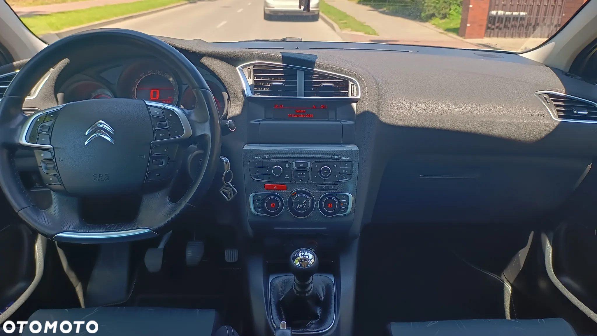 Citroën C4 e-HDi 110 Exclusive - 18