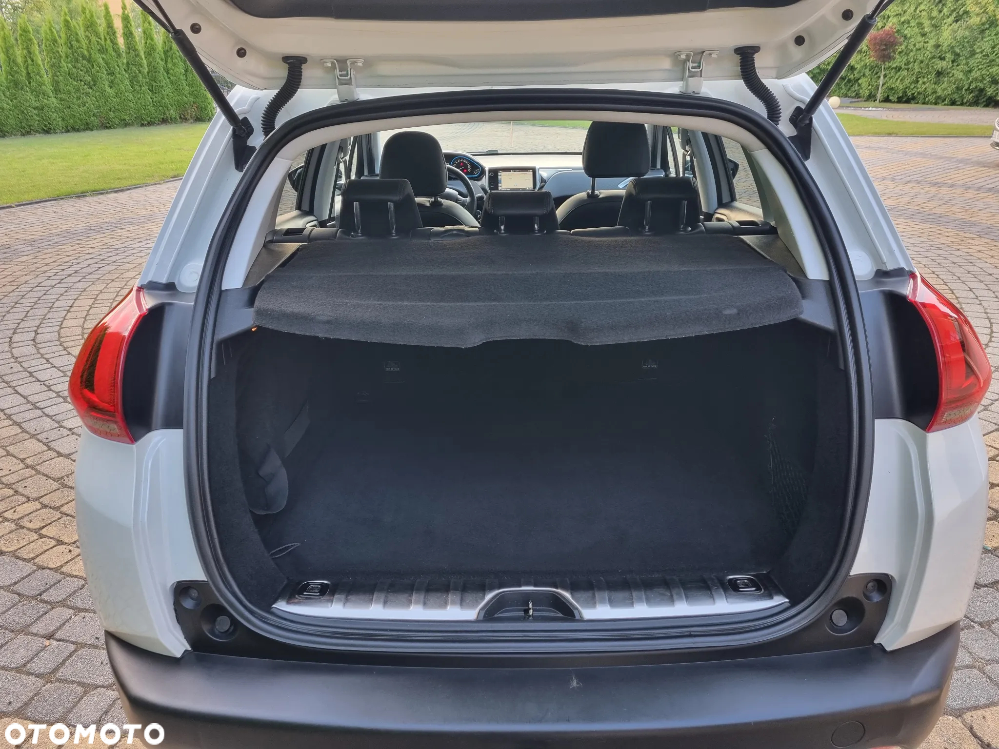 Peugeot 2008 1.2 Pure Tech Crossway S&S - 24