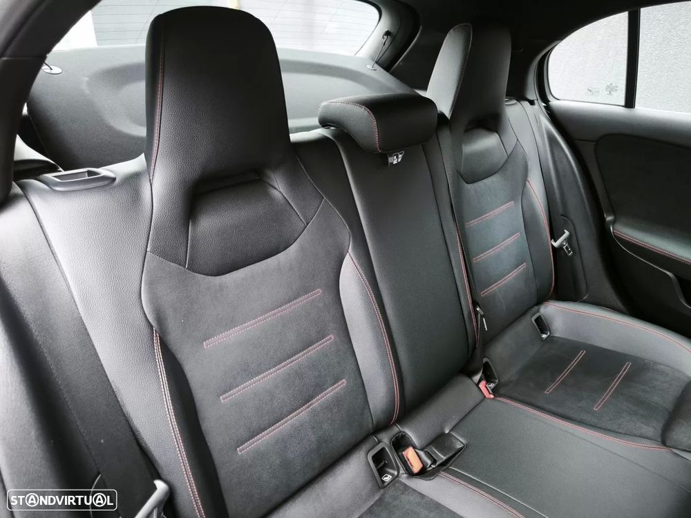 Mercedes-Benz A 180 d AMG Line - 26