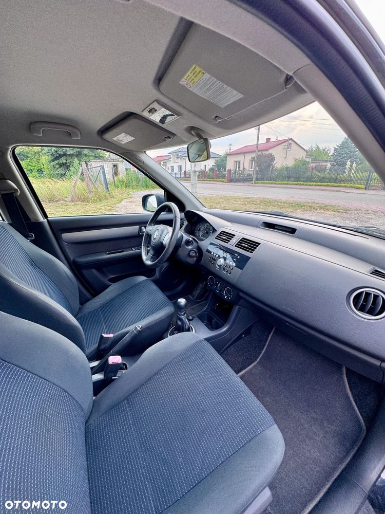 Suzuki Swift 1.3 Club - 13