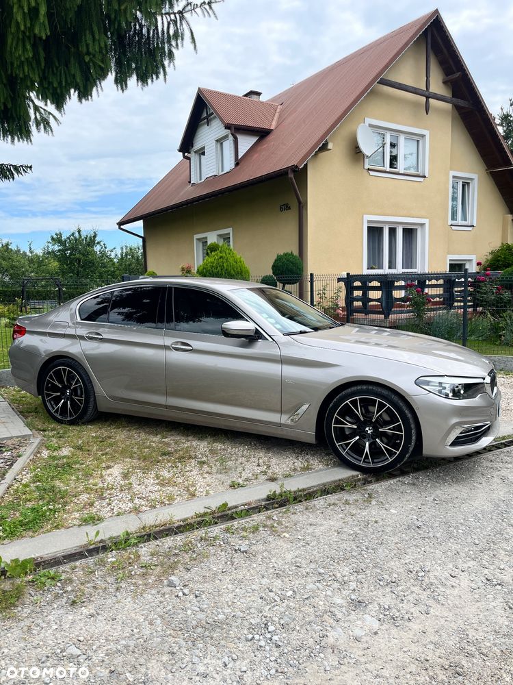 BMW Seria 5 520d Luxury Line - 4