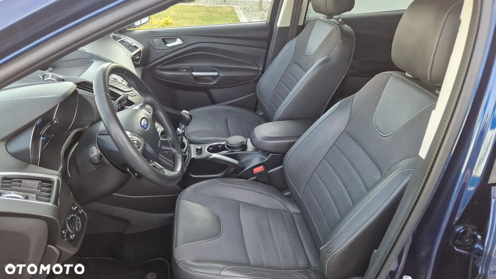 Ford Kuga 1.6 EcoBoost 2x4 Titanium - 15