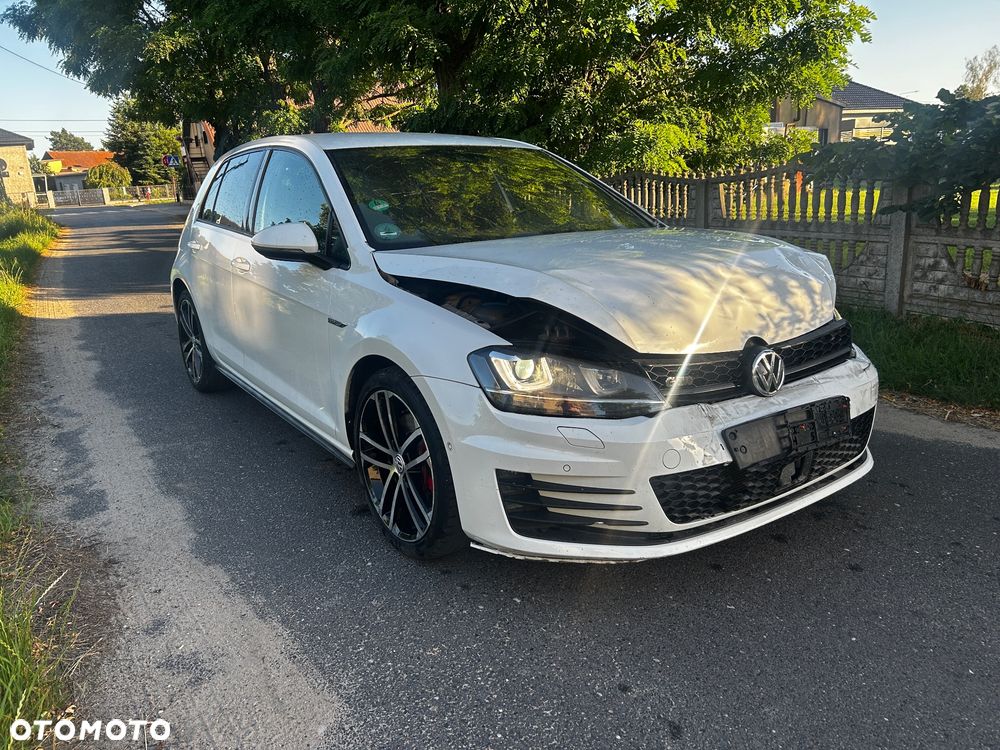 Volkswagen Golf GTD 2.0 TDI SCR DSG - 9