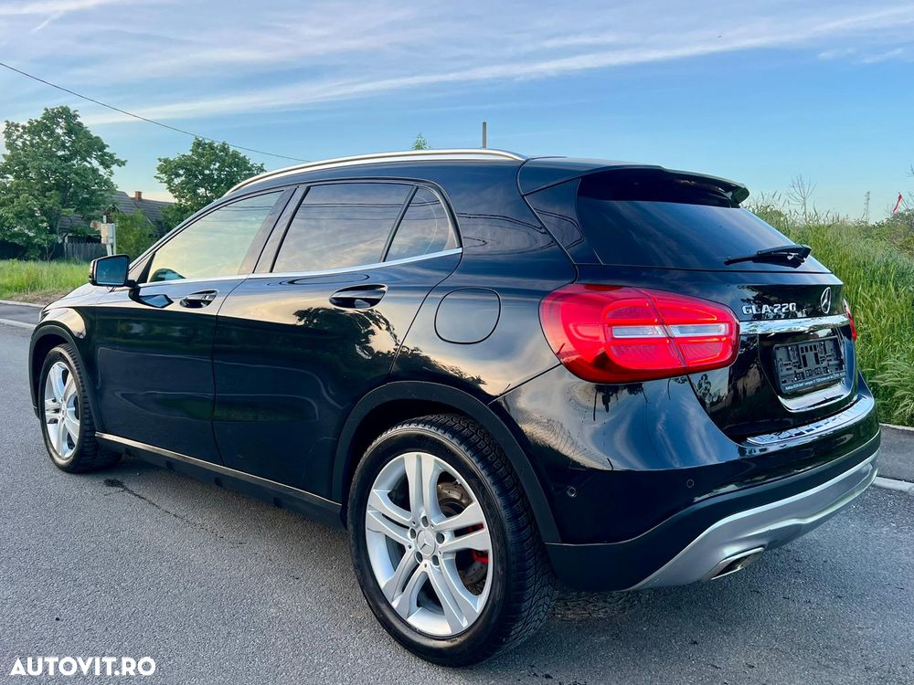 Mercedes-Benz GLA 220 CDI 7G-DCT - 3