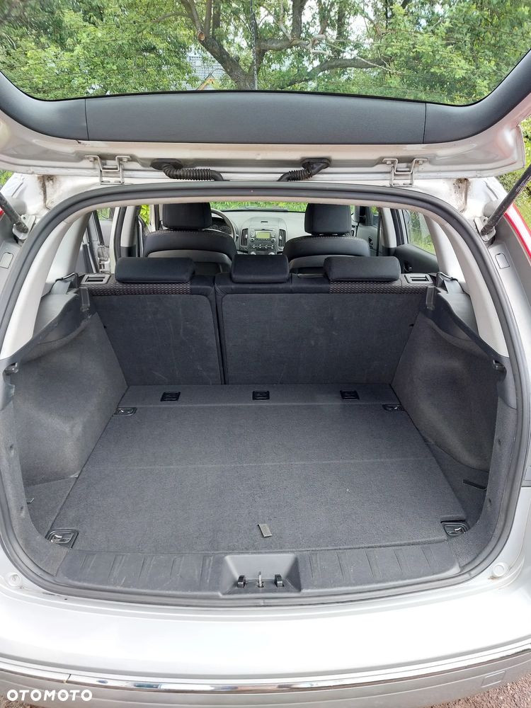 Hyundai i30 1.6 Classic - 11