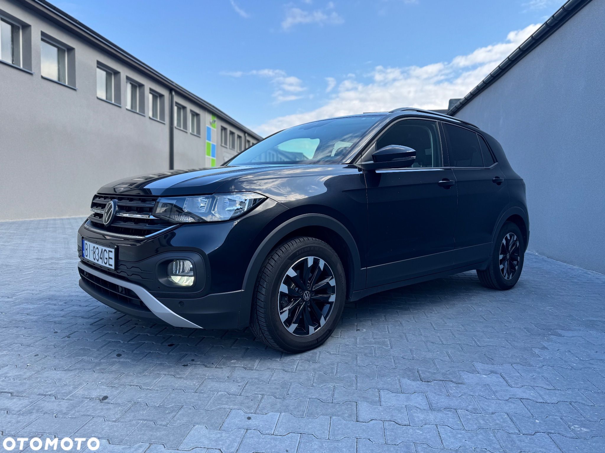 Volkswagen T-Cross 1.0 TSI Life DSG - 1