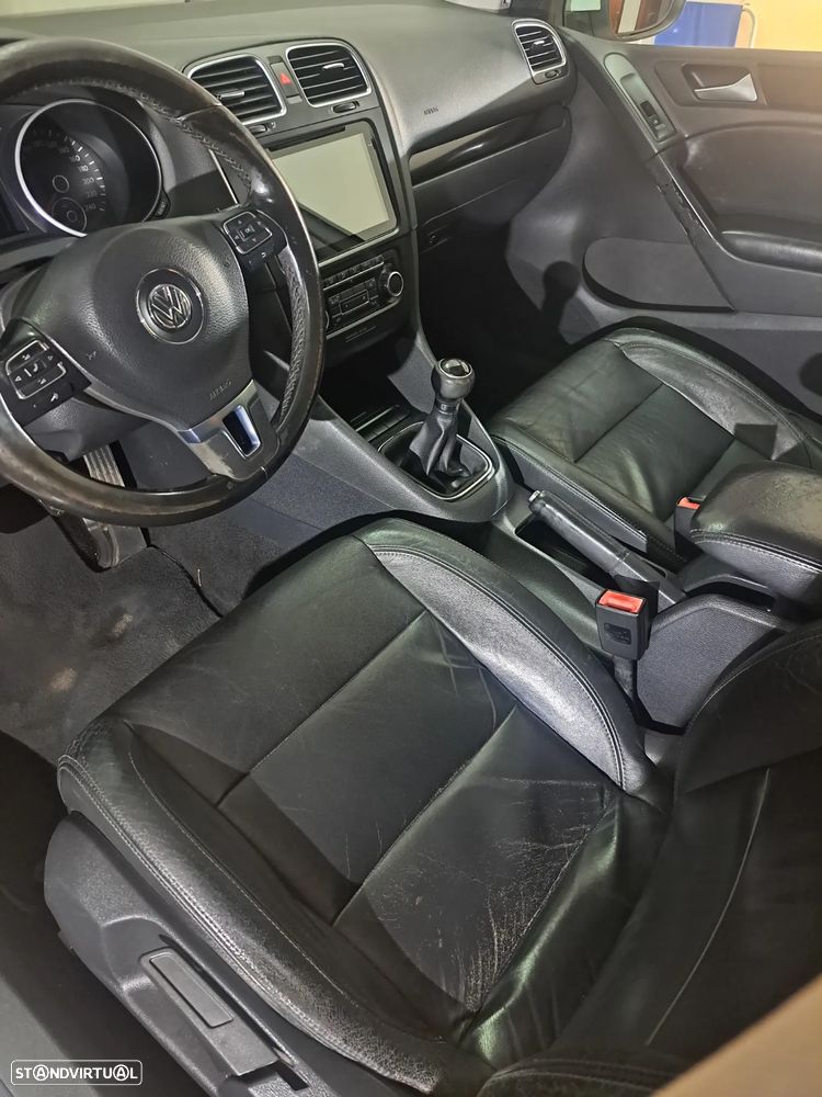 VW Golf 2.0 TDi Confortline - 9
