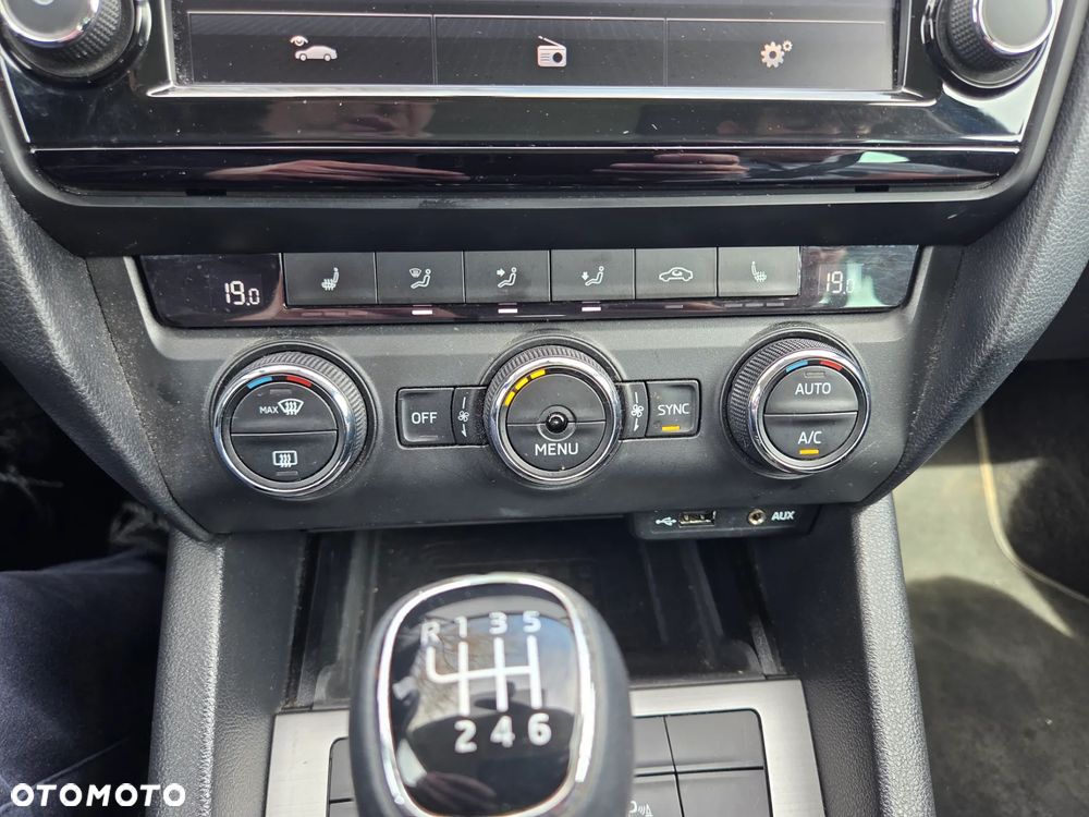 Skoda Octavia 1.2 TSI Green tec Joy - 28