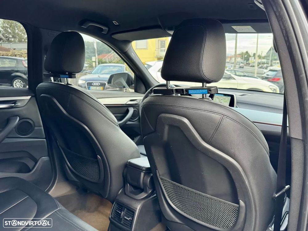 BMW X1 20 d sDrive Auto Pack M - 21