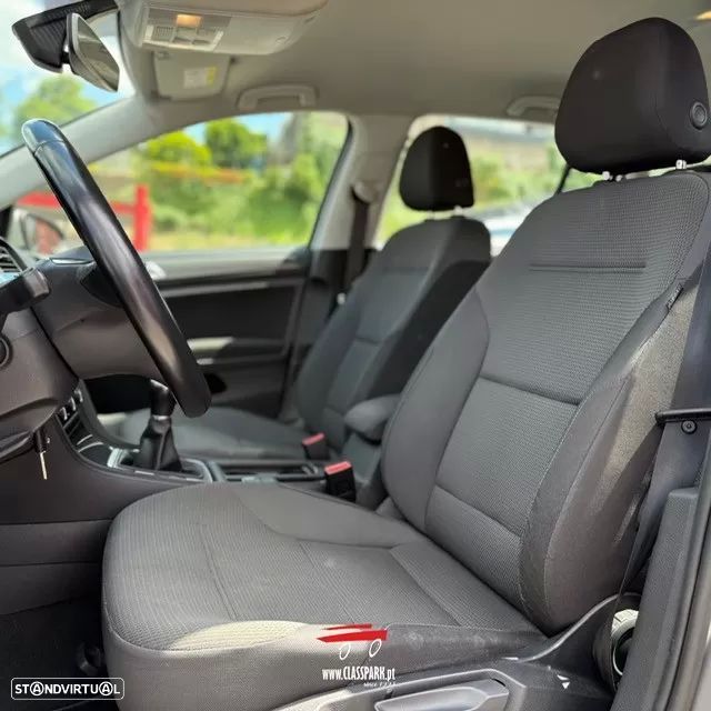 VW Golf 1.6 TDI Confortline - 7