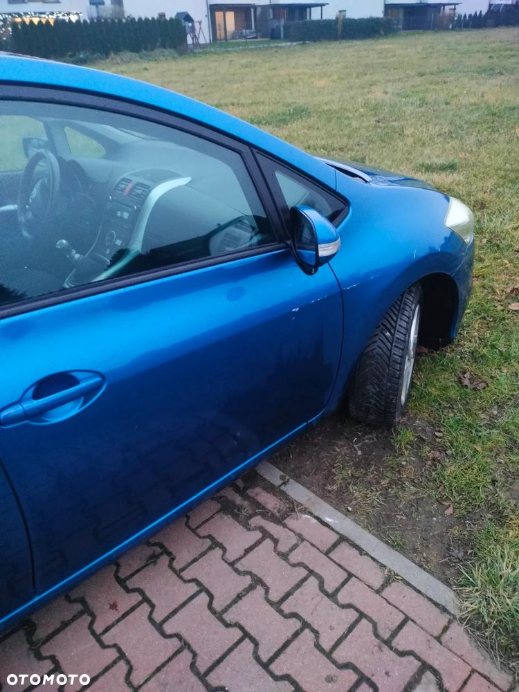 Toyota Auris 1.6 Premium - 9