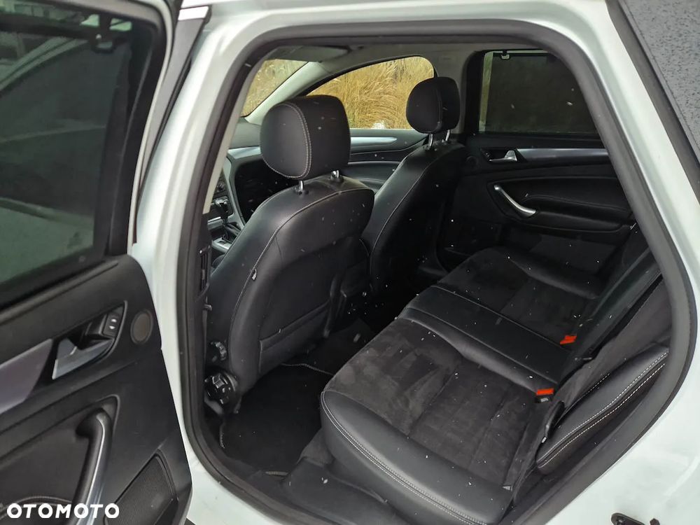 Ford Mondeo 2.0 TDCi Titanium X - 8