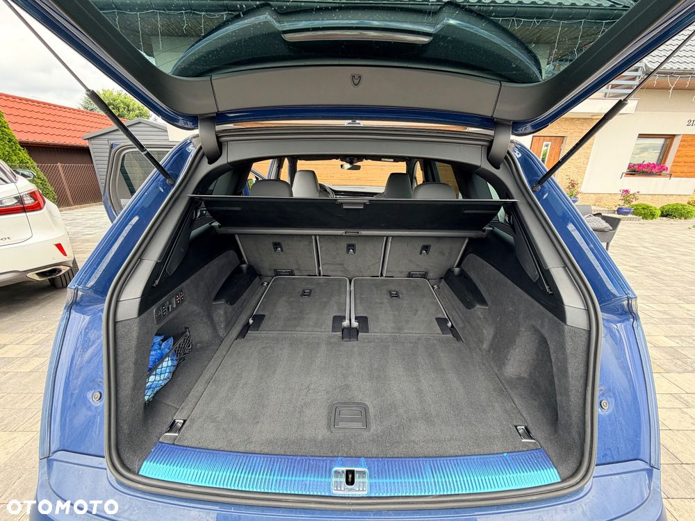 Audi SQ7 - 8