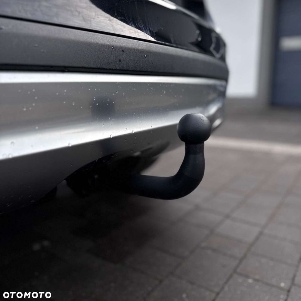 Mercedes-Benz GLA - 10