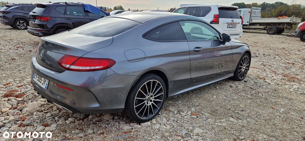 Mercedes-Benz C-Class 2018 photo 4