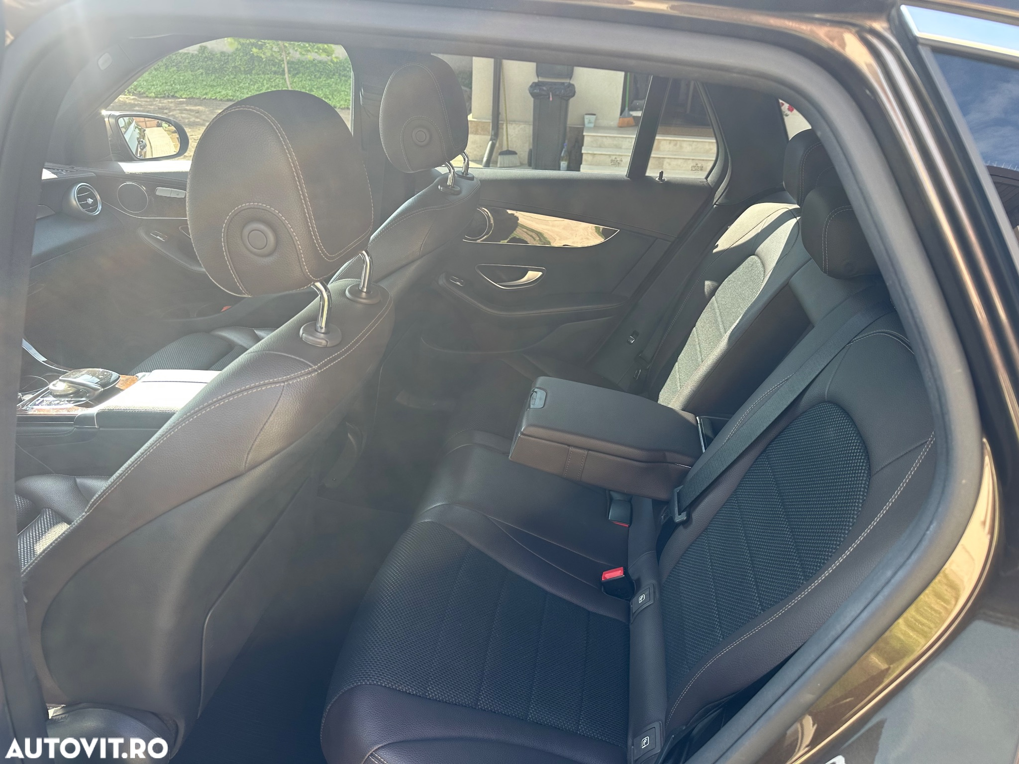 Mercedes-Benz GLC 220 d 4Matic 9G-TRONIC - 9