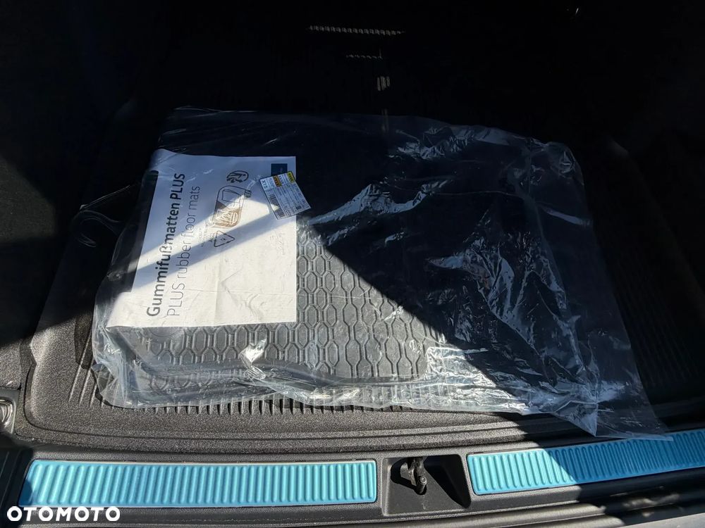 Volkswagen Passat - 29