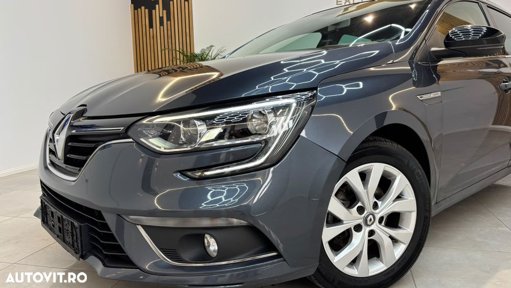 Renault Megane - 10