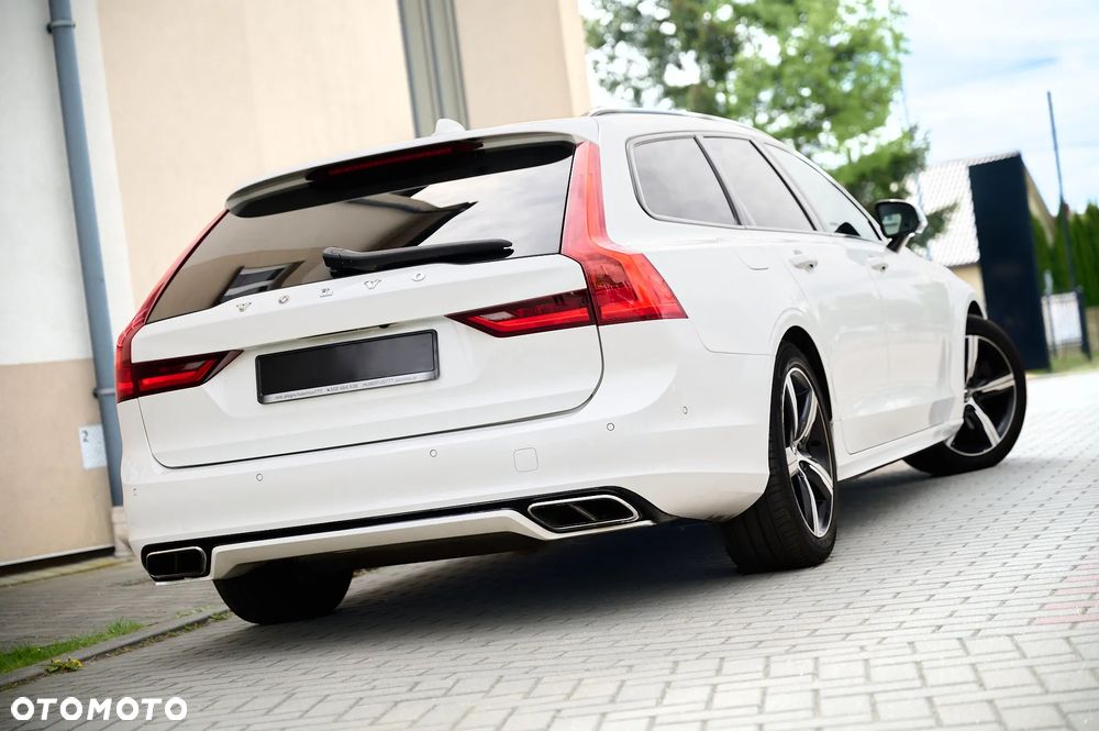 Volvo V90 T5 R-Design - 10